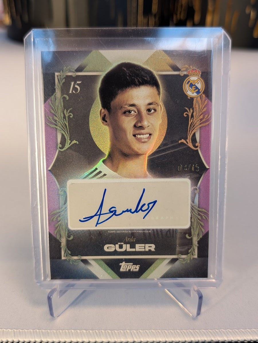 Arda Guler /15 Auto Real Madrid